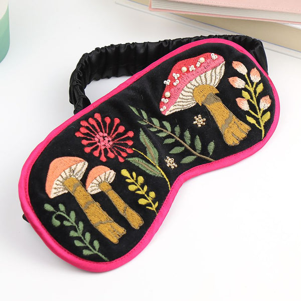 81584 Black Velvet Eye Mask By Pom