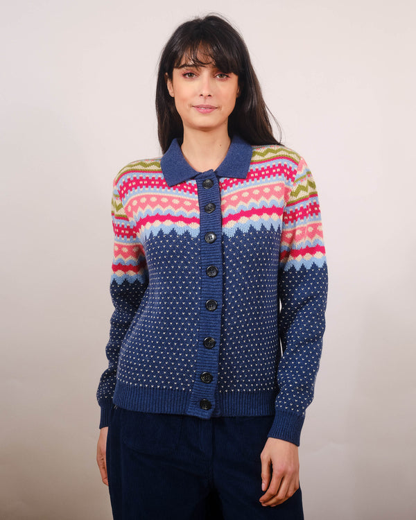 Kintyre Cardigan in Divine Navy