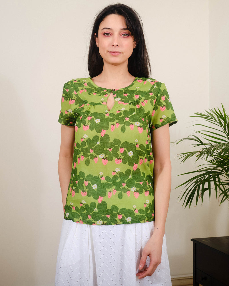 Sabrina Top in Strawberry Picking Print